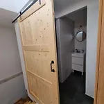 Casina Ermi Apartman *